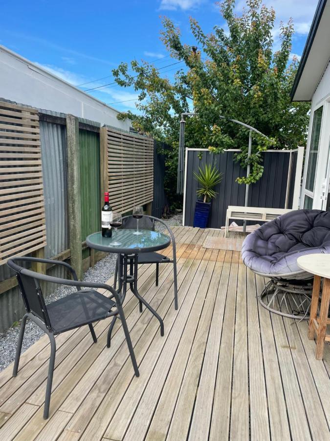 Modern Studio Apartment Motueka Exterior photo